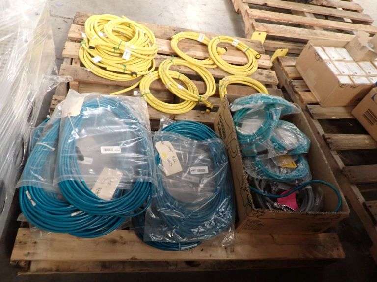 Lot of Assorted Electrical Components - Yellow Tag Auctions
