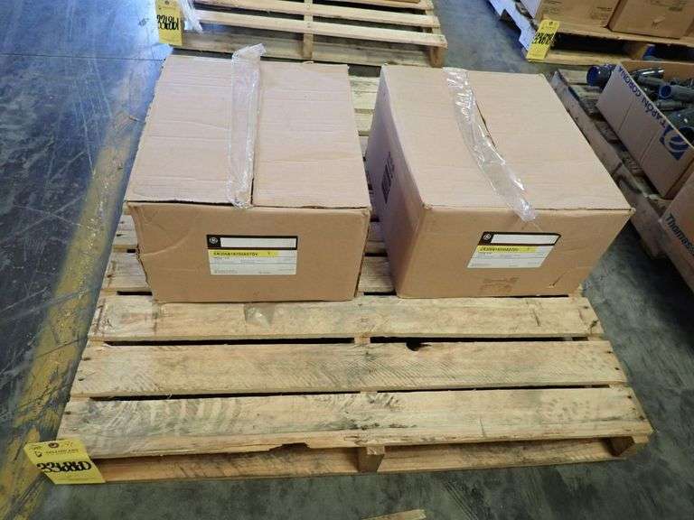 Lot of (2) GE 300-Line Control Stations