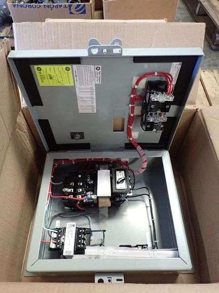 Lot of (2) GE 300-Line Control Stations