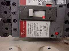 GE Evolution Series E9000 Motor Control with (5) Verticals