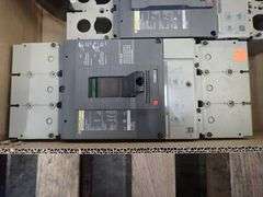 Lot of (3) Square D Power Pact Circuit Breakers