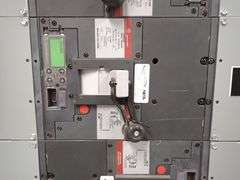 GE Spectra Series 3000A Switchboard