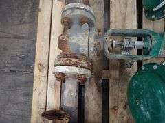 Lot of (4) Fisher Valves with Actuators