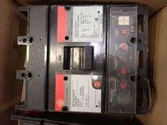 Lot of (6) Circuit Breakers