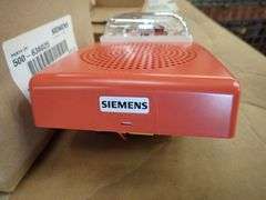 Lot of (18) Siemens Fire Alarm Speakers with Strobe