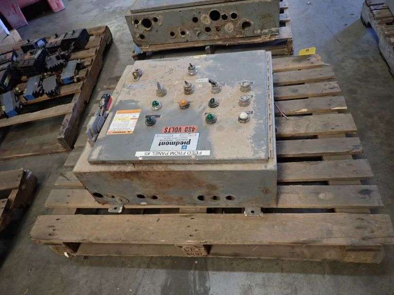 Industrial Control Panel Enclosure - Yellow Tag Auctions