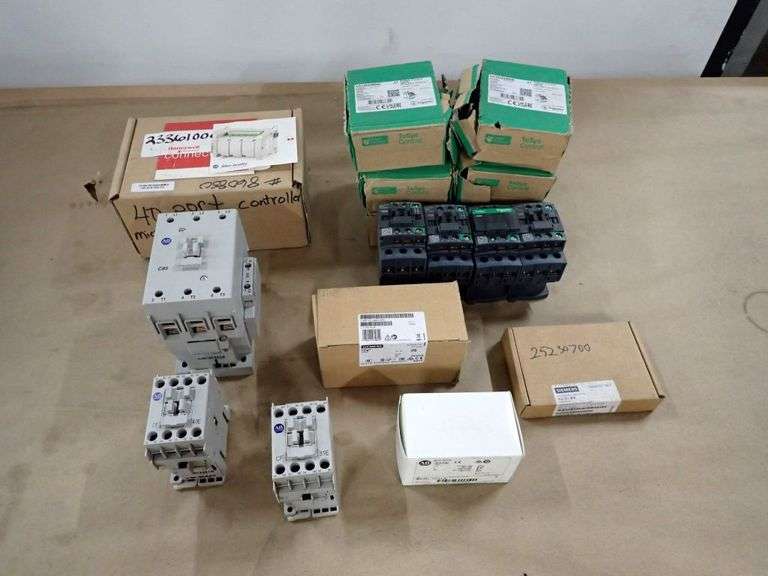 Lot of (17) Assorted Industrial Components