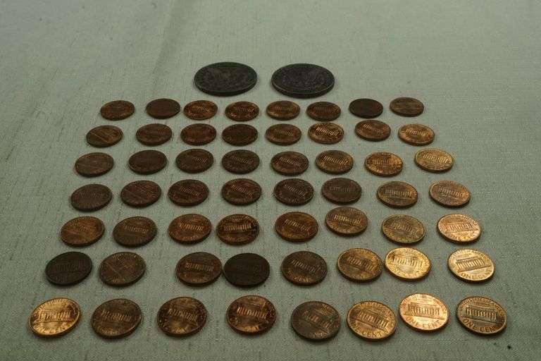 Lot of Assorted Currency