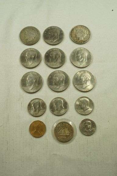 Lot of Assorted Currency