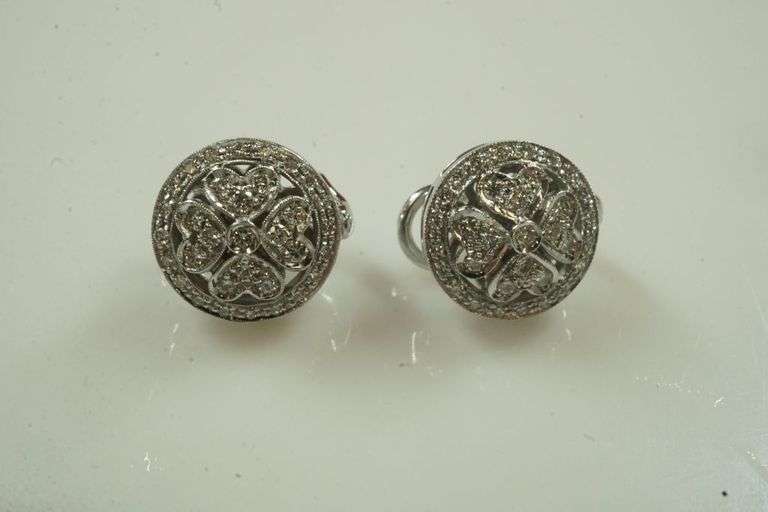 Set of 18k White Gold Earrings w/Diamonds