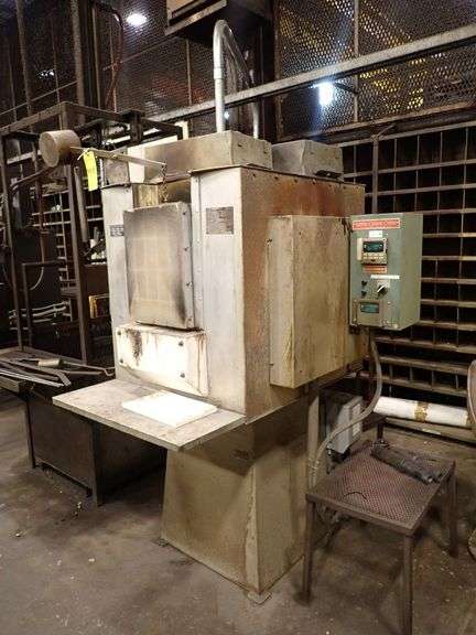 Sentry Electric Heat Treating Oven with Control Center
