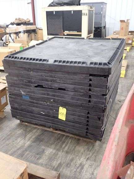 Lot of (16) Plastic Gaylord Covers