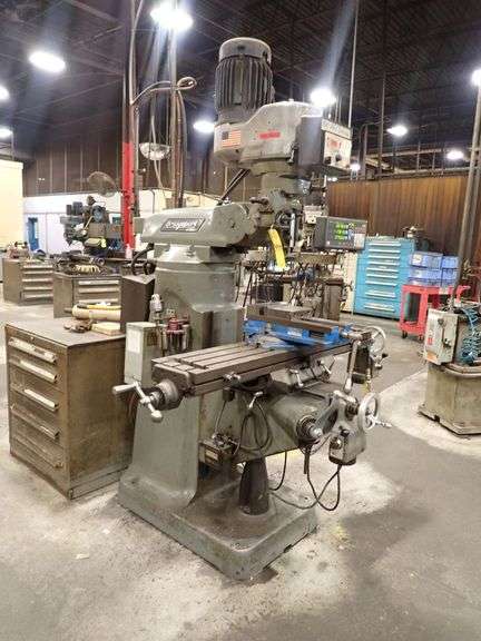 Bridgeport Knee Mill