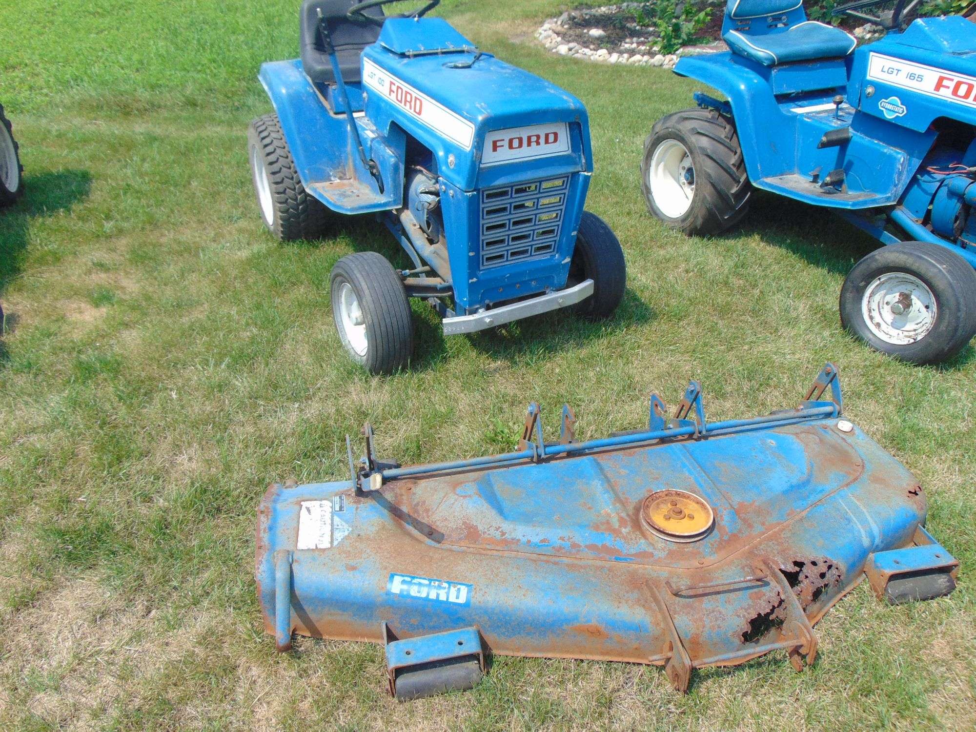 FORD LGT 100 40