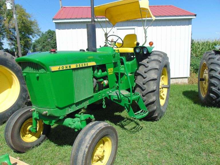 JD 3020 DIESEL, CANOPY, 18.4-34 TIRES, SYNCRO SIDE CONSOLE, SN