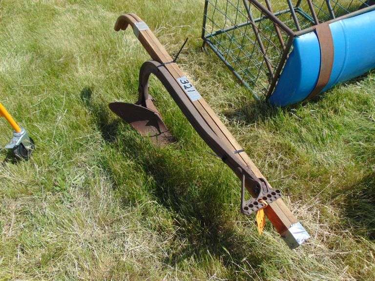 6 INCH PLOW w/HANDLES