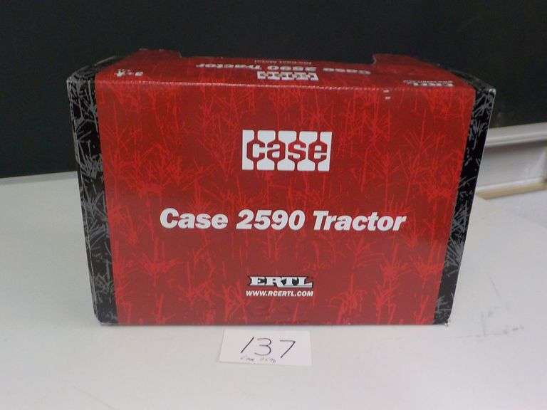 CASE 2590 TRACTOR DIE CAST METAL 1/16 NIB