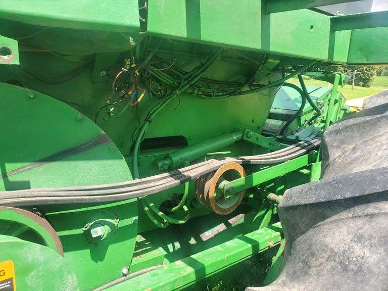 JD 5460 SELF-PROPELLED FORAGE CHOPPER (See Details)