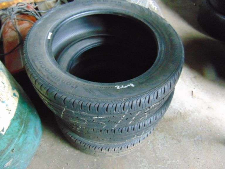 CONTINENTAL P215/55R18