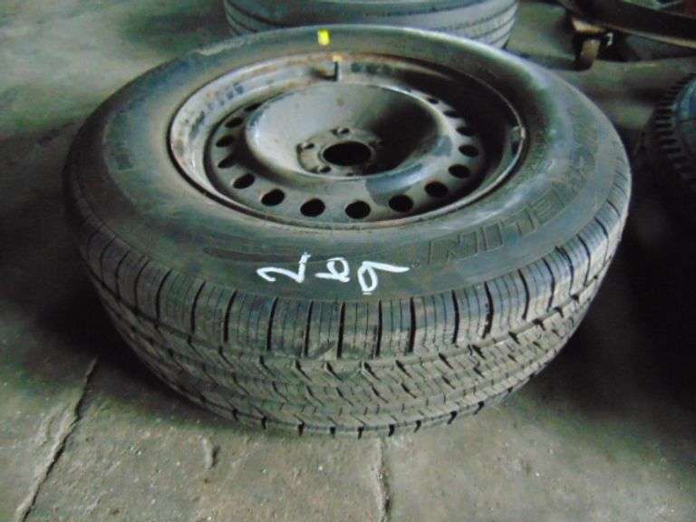 MICHILEN P245/65R17 6 BOLT RIM