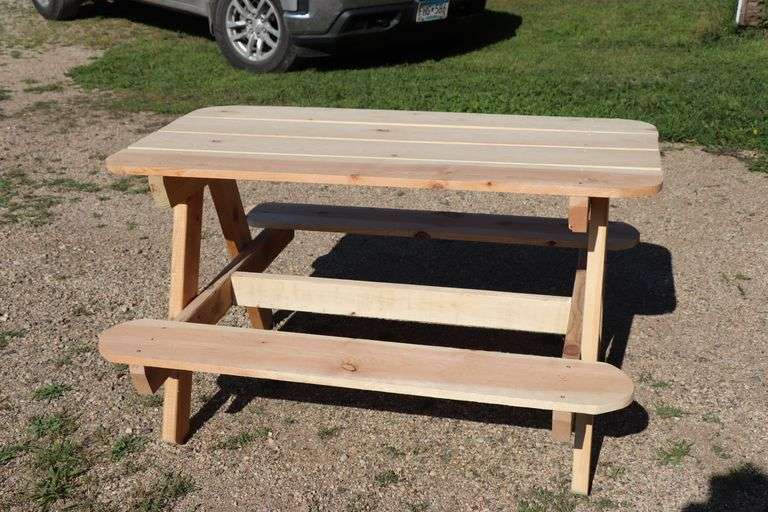 4FT HANDMADE UNFINISHED KIDS PICNIC TABLE