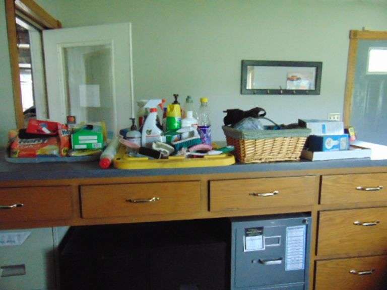 MISC CLEANING SUPPLIES, LIGHT BULBS, MISC TOOLS, SUNGLASSES