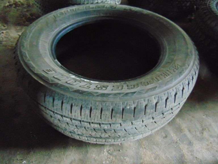 BRIDGESTONE LT275/70R18