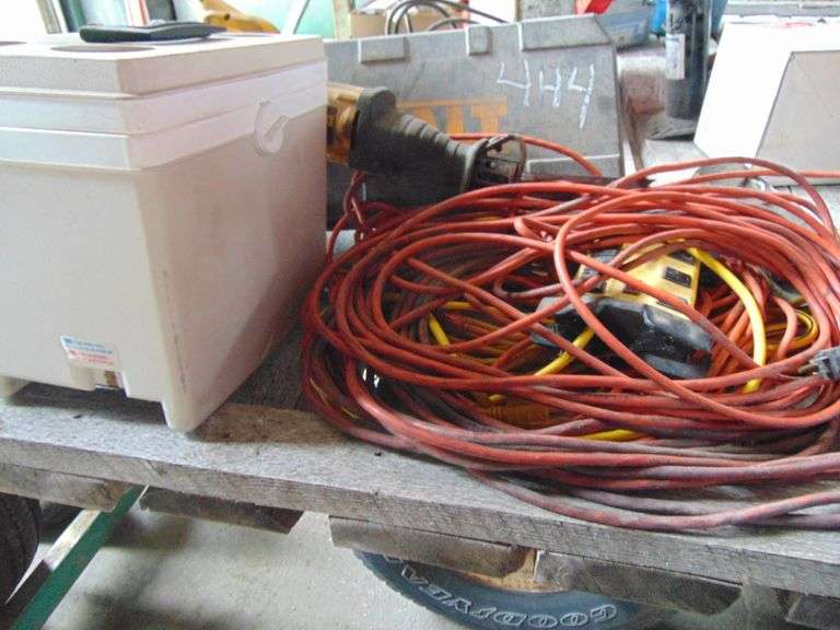DEWALT ELECT SAWZALL 12 VOLT FRIDGE ELECT CORD