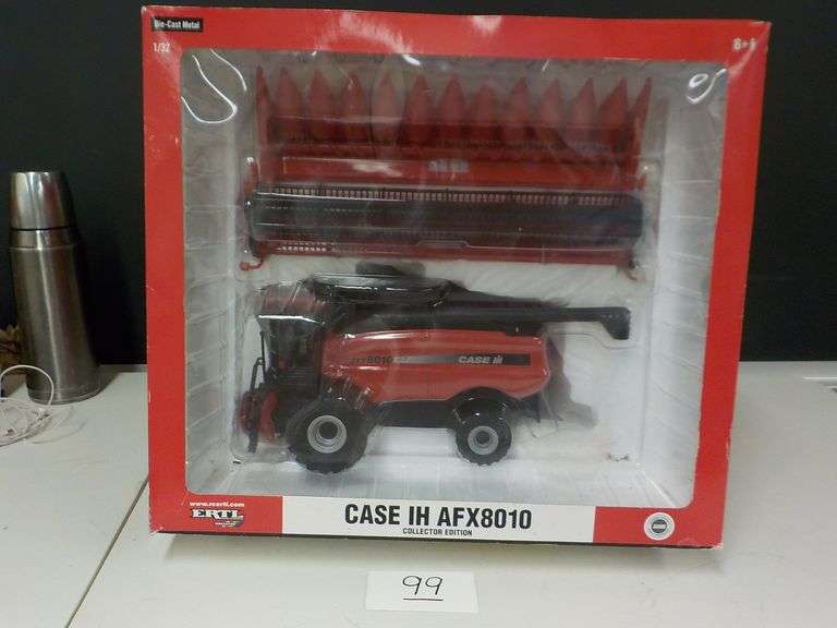 CASE IH AFX8010 COMBINE COLLECTOR EDITION DIE CAST METAL 1/32 SCALE NIB