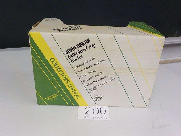 JOHN DEERE 6400 ROW CROP TRACTOR 1/16 DIE CAST METAL NIB