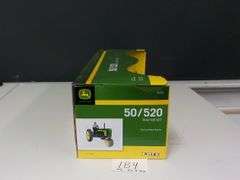 JOHN DEERE 50/520 TRACTOR SET DIE CAST METAL 1/16 NIB