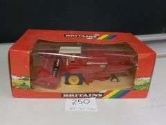 MASSEY FERGUSON 760 COMBINE NIB