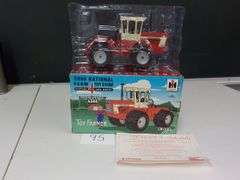 INTERNATIONAL 4366 4WD TRACTOR