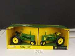 JOHN DEERE 50/520 TRACTOR SET DIE CAST METAL 1/16 NIB