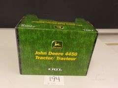 JOHN DEERE 4450 TRACTOR DIE CASR METAL 1/16 NIB