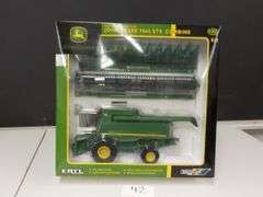 JOHN DEERE 9860 STS COMBINE 1/32 SCALE DIE CAST METAL NIB