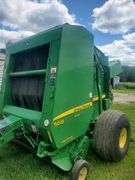 JD 568 ROUND BALER (See Details)