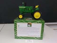 JOHN DEERE 4010 HIGH CROP TRACTOR 1/16 SERIES 4 #4 DIE CAST METAL NIB