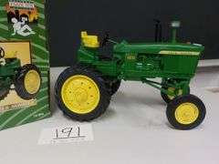 JOHN DEERE 4010 HIGH CROP TRACTOR 1/16 SERIES 4 #4 DIE CAST METAL NIB