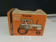 CASE 2390 TRACTOR 1/16 DIE CAST METAL NIB
