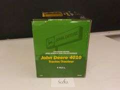 JOHN DEERE 4010 TRACTOR  COLLECTORS EDITION 1/16 SCALE DIE CAST METAL NIB