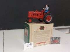 FARMALL H WITH FARMER ANNIVERSARY EDITION DIE CAST NIB