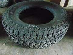 KUMHO LT275/70R18