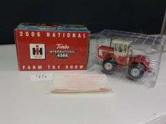 INTERNATIONAL 4366 4WD TRACTOR