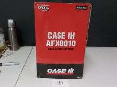 CASE IH AFX8010 COMBINE COLLECTOR EDITION DIE CAST METAL 1/32 SCALE NIB
