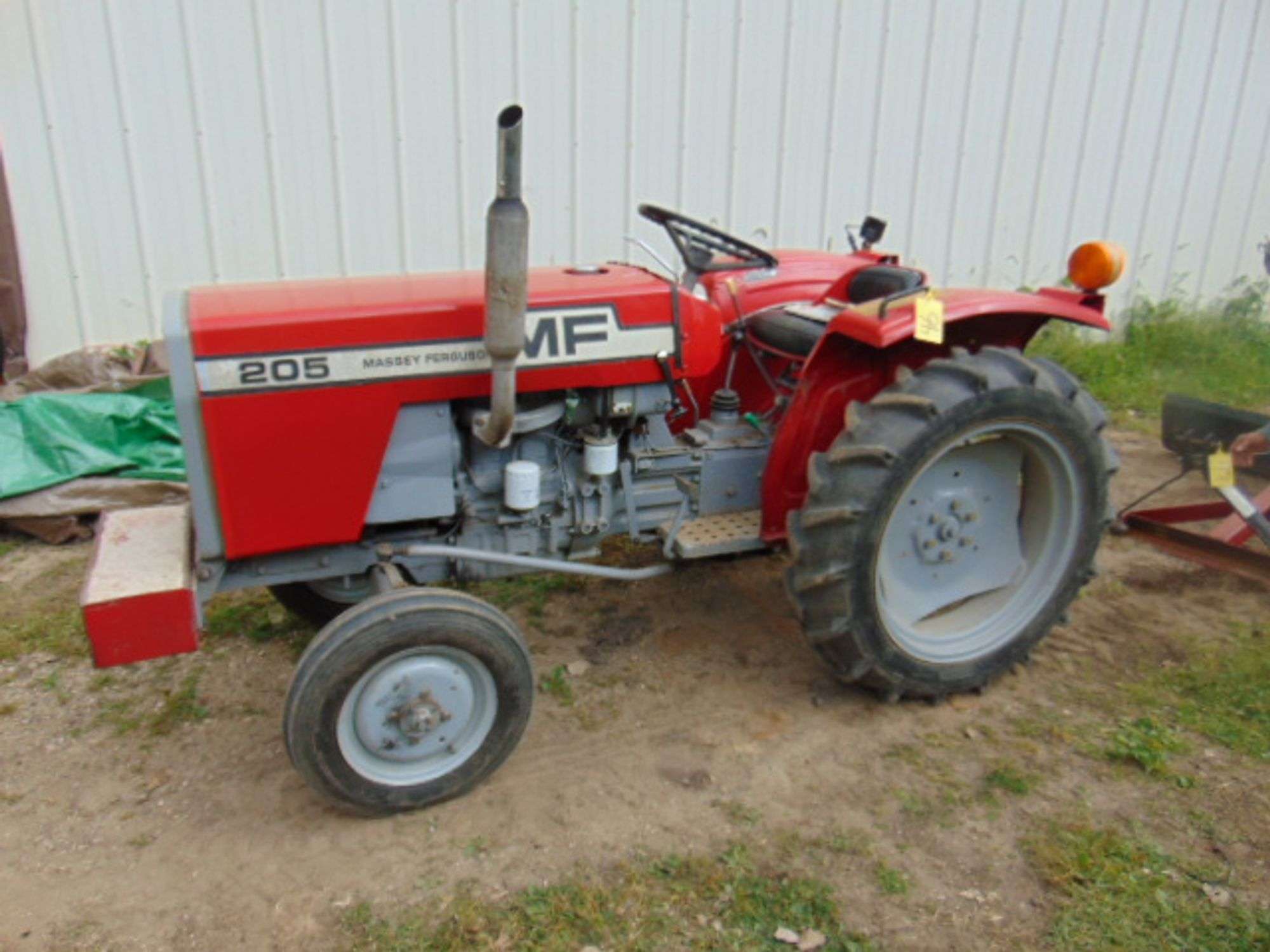 205 MASSEY FURGESON NO KEY MF205 SERIES 2745 1063HRS