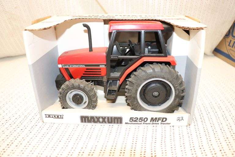 CASE INTERNATIONAL 5250 MFD TRACTOR