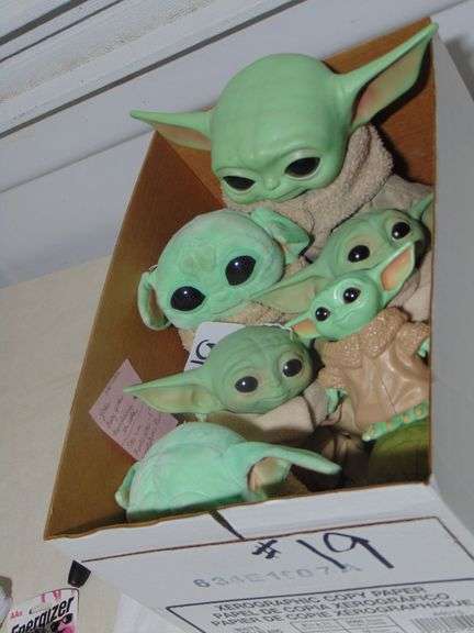BABY YODA LOT