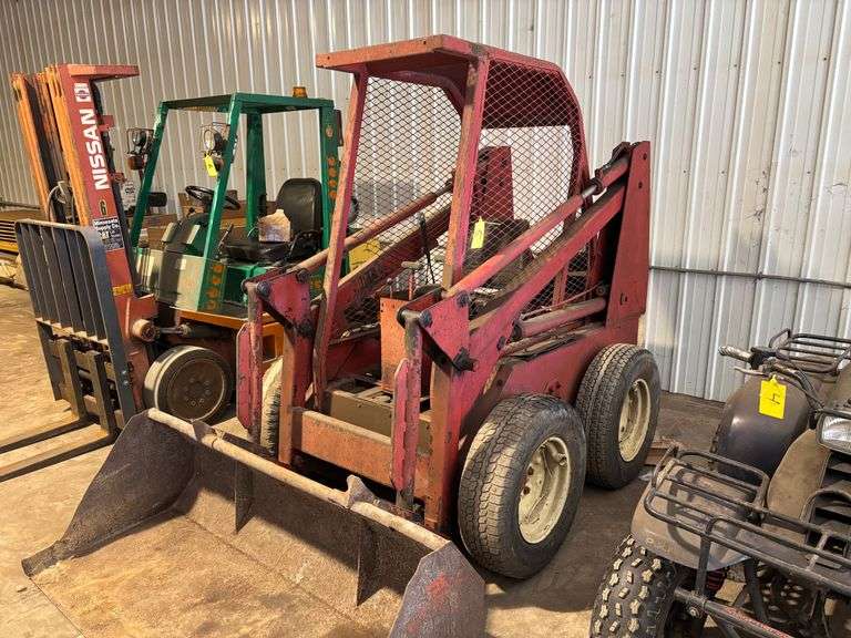 GEHL HL 4400 SKID LOADER GAS 1,342 HRS