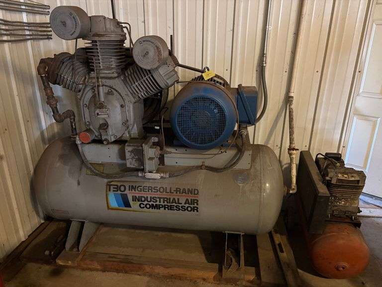 T30 INGERSOLL RAND COMPRESSOR